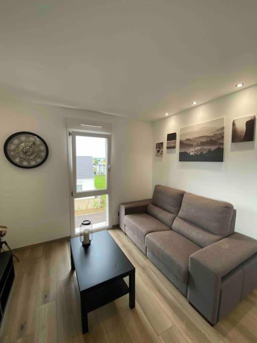 Appartement Climatise Charmes  Extérieur photo